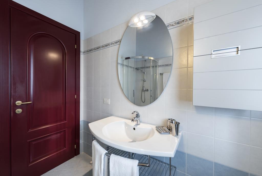 Villa Edy Apartments Tremezzina Dış mekan fotoğraf