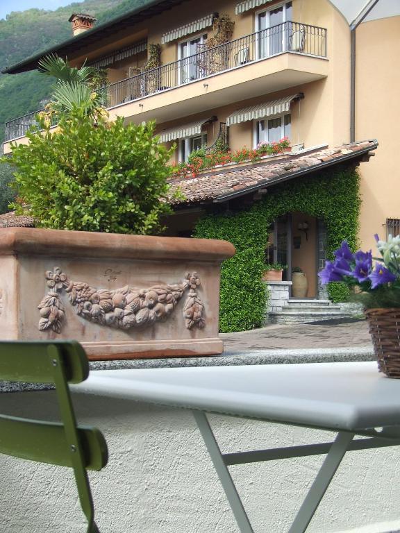 Villa Edy Apartments Tremezzina Oda fotoğraf