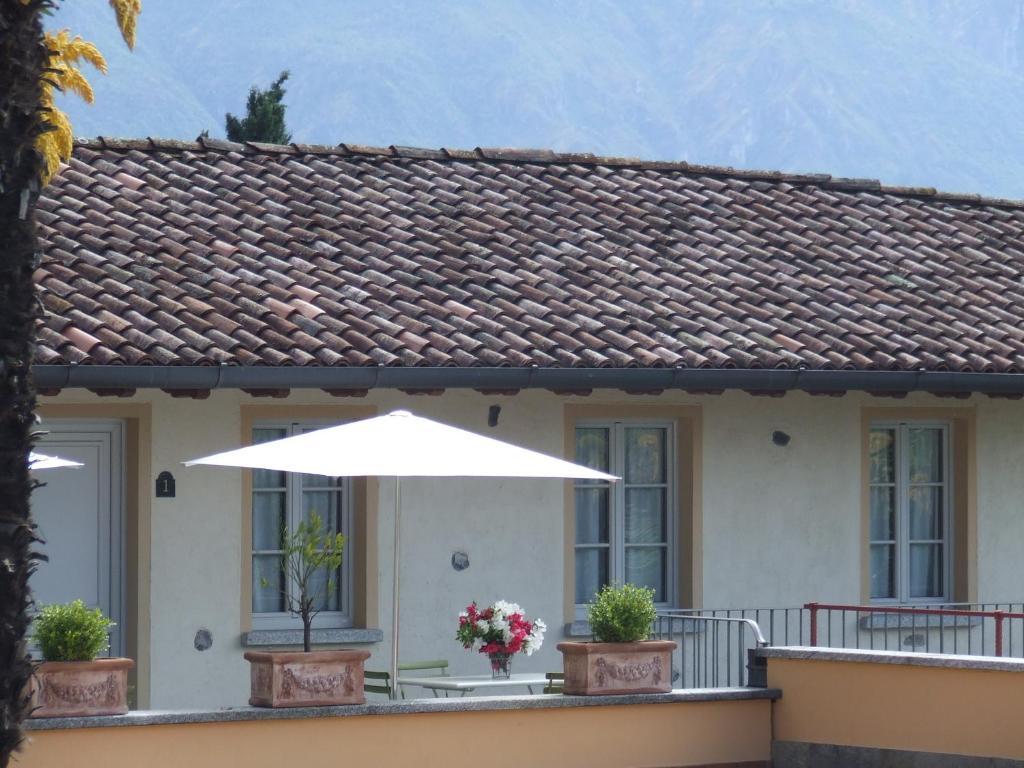 Villa Edy Apartments Tremezzina Oda fotoğraf